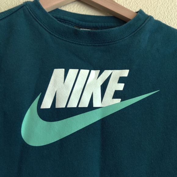 Nike Kids Pullover Sweater - Picture 2 of 5